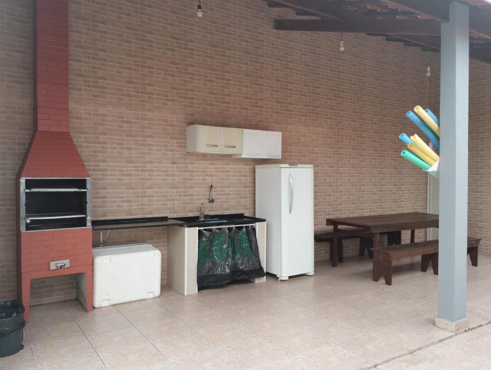 Itanhaém Casa Na Praia Com Piscina E Churrasqueira מראה חיצוני תמונה